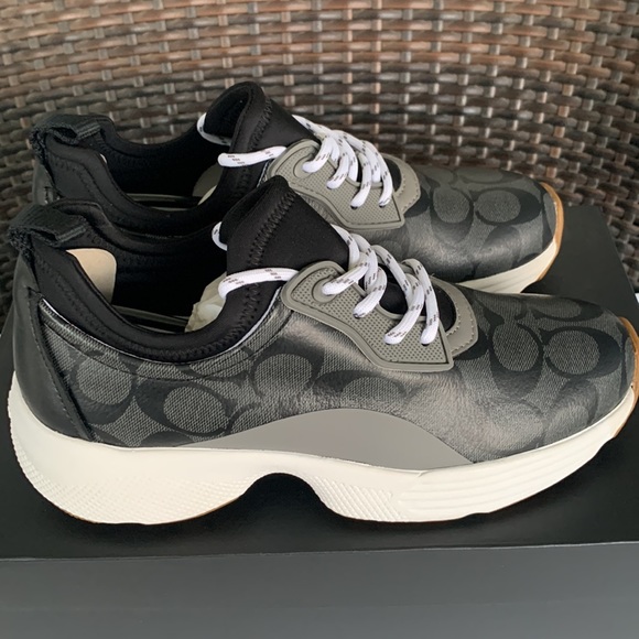 Coach C270 Tech Runner - Picture 10 of 16